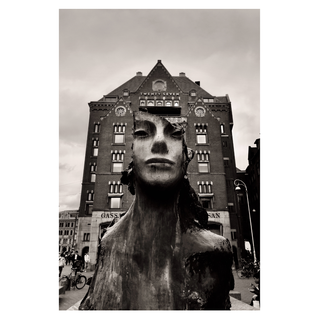 Love – Building on fire